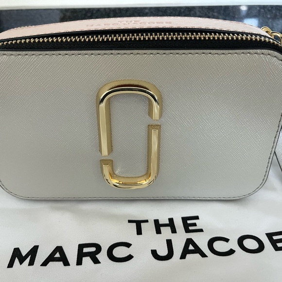 Marc Jacobs iconic Snapshot Bag  New - Picture 5 of 12